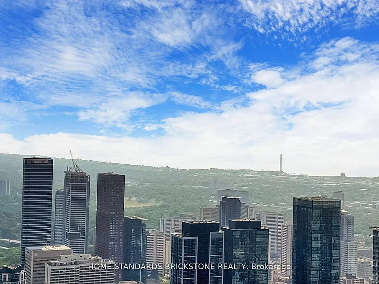 11 Yorkville Ave #6305 — Photo 20