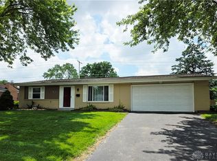 1008 Terracewood Dr, Englewood, OH