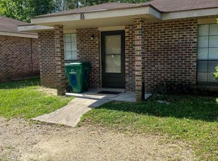 1008 Telly Rd #B, Picayune, MS 39466