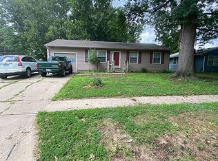 5524 SW 27th Ter, Topeka, KS 66614