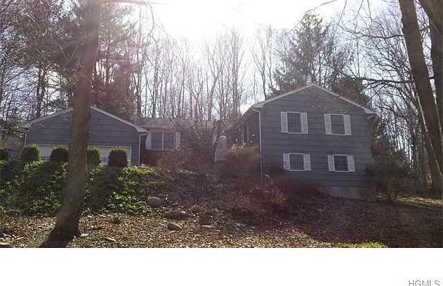 1st image of 14 Meadowlark Dr