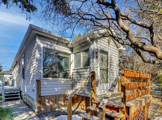 231 E 11a St NE, Calgary, AB T2E4N9