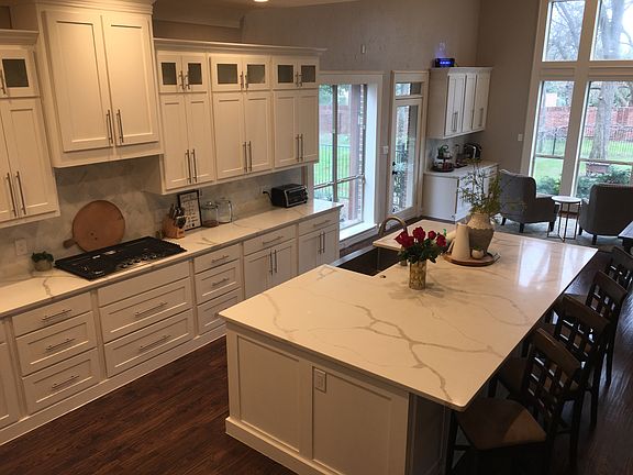 4th image of 2449 Crooked Ln