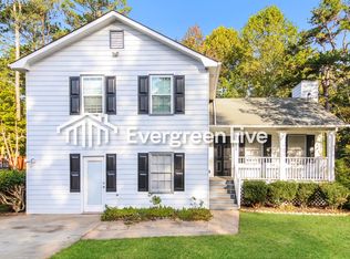 390 Springlake Dr, Lawrenceville, GA 30046