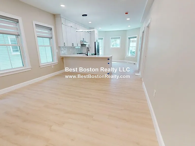231 Highland Ave #1 — Photo 10