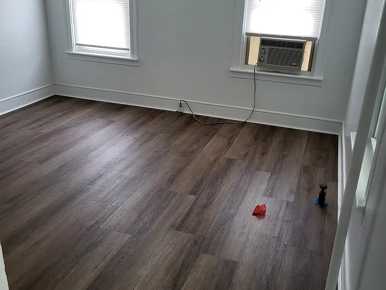 13-15 Greystone Ave — Photo 6