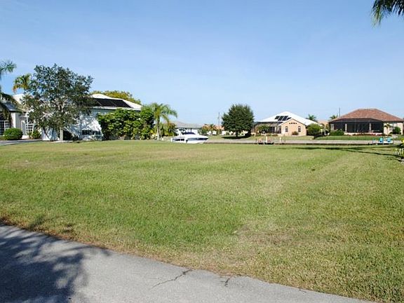 3rd image of 312 Portofino Dr
