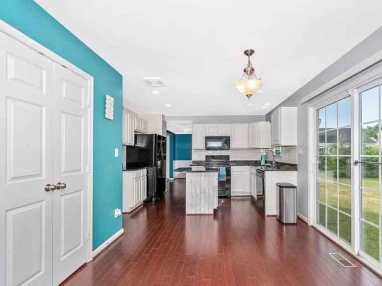 102 Water Run St #1 — Photo 18