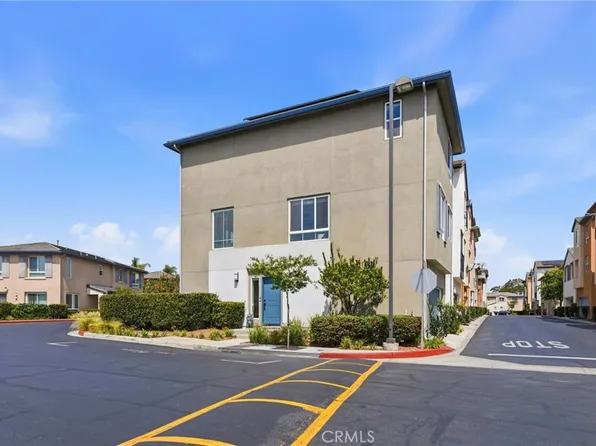 12027 Acadia Ct, Hawthorne, CA 90250