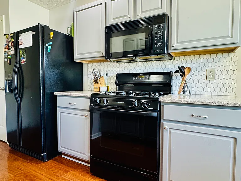 133 Oak Grove Pl — Photo 6