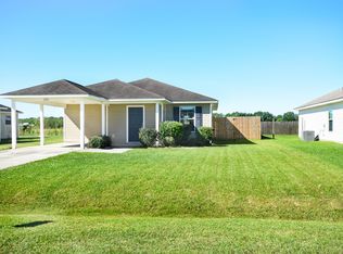 210 Coles Creek Dr, Carencro, LA 70520