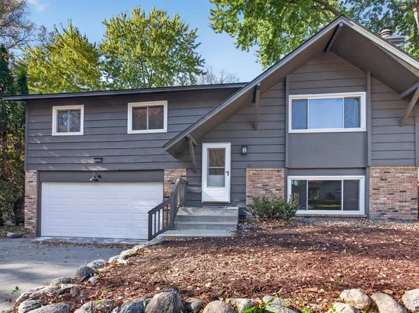 2839 Westedge Blvd, Mound, MN 55364