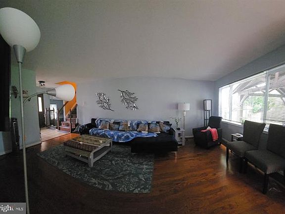 5th image of 17404 Hughes Rd