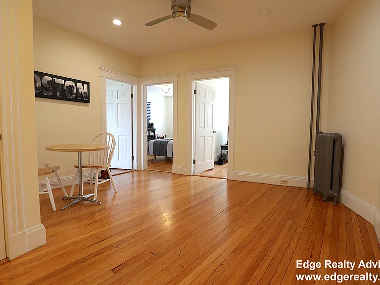 6 Sutherland Rd #31 — Photo 8