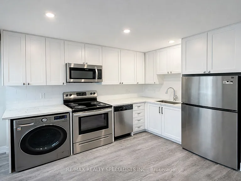 118 Tyndall Ave #505 — Photo 1