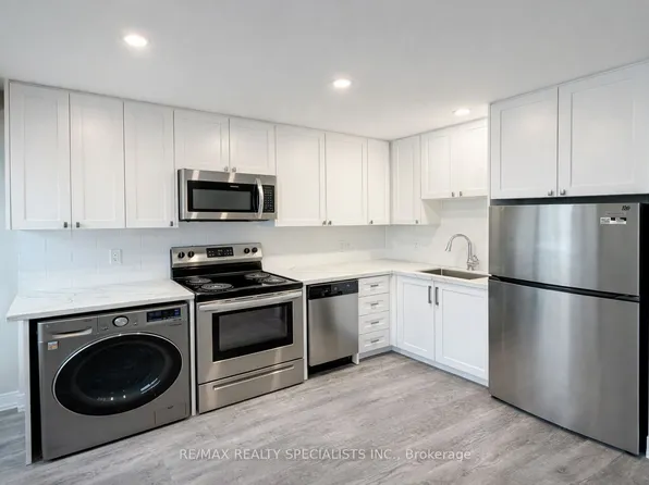 118 Tyndall Ave, Toronto, ON