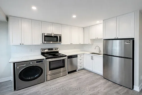 118 Tyndall Ave #505 Photo 1