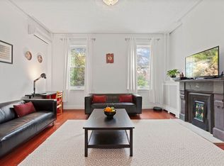 4 W Hamilton Pl, Jersey City, NJ 07302