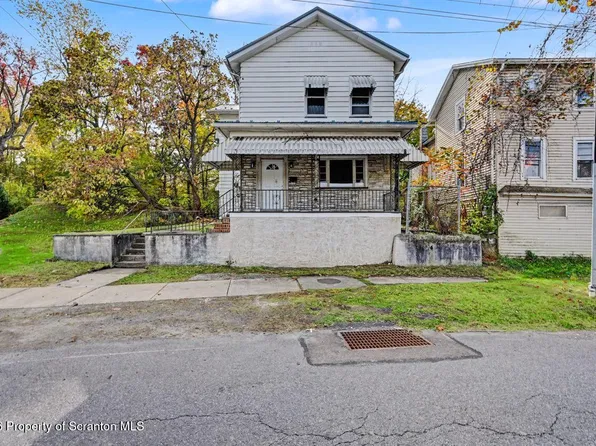 708 McAlpine St, Avoca, PA 18641