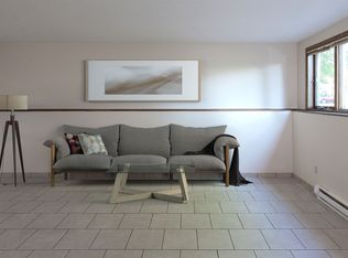 745 Sandhill Point Rd, Hudson, WI 54016