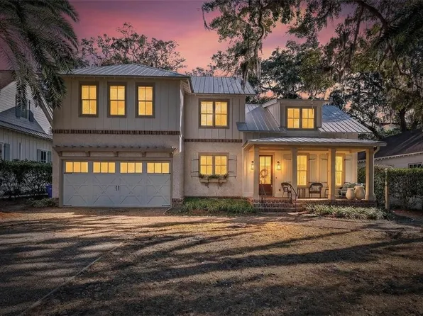 1030 Village Oaks Ln, Saint Simons Island, GA 31522