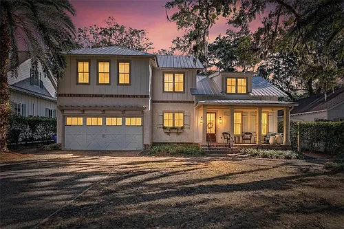 1030 Village Oaks Ln Photo 1