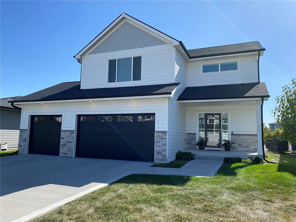 200 NE 21st Cir, Grimes, IA 50111 MLS 683532 Zillow