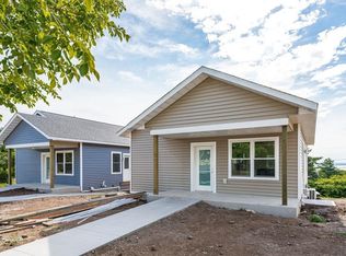 8 W 11th St, Duluth, MN 55806