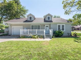 704 Spring Garden St, Atchison, KS 66002