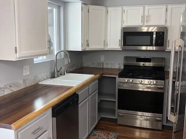 3743 Chaffee Cir, Anchorage, AK 99517