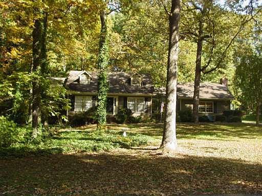 2nd image of 3410 Hickory View Dr NW