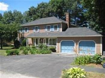 1st image of 28 Brackenwood Dr