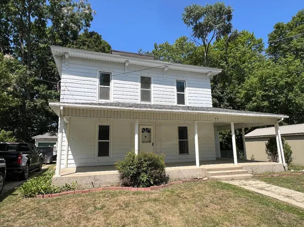 89 E Post St, Newaygo, MI 49337