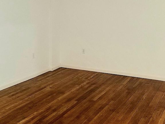 4th image of 13520 78th Ave #14