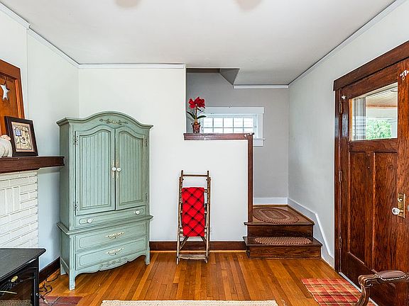 5th image of 411 Aberdeen Ave