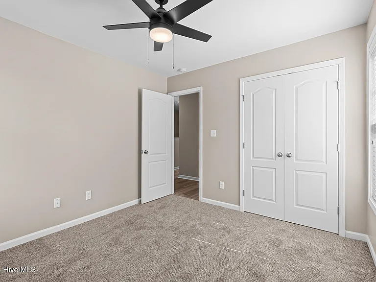 403 Zircon Ct — Photo 15