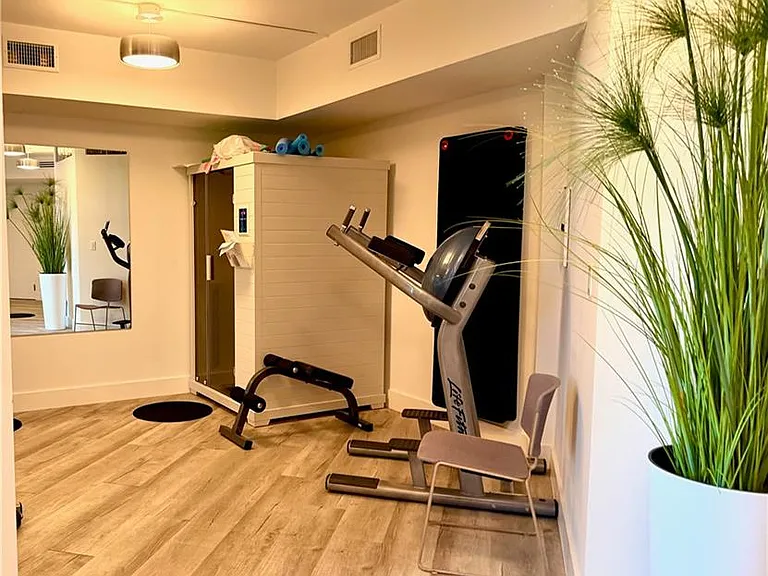5555 Heron Point Dr #101 — Photo 21