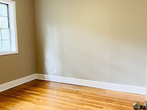 4th image of 725 Federal Dr APT E