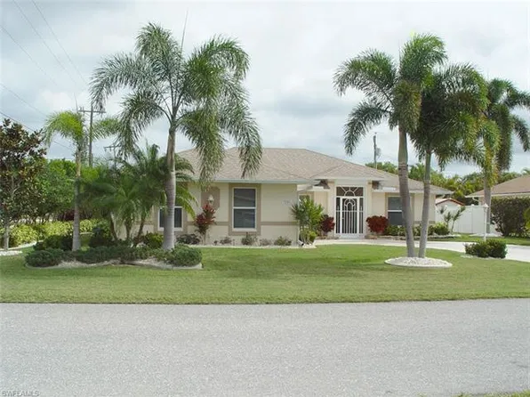 3201 SE 8th Pl, Cape Coral, FL 33904