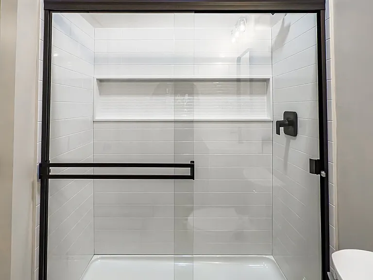 6407 Vine St #1 — Photo 12