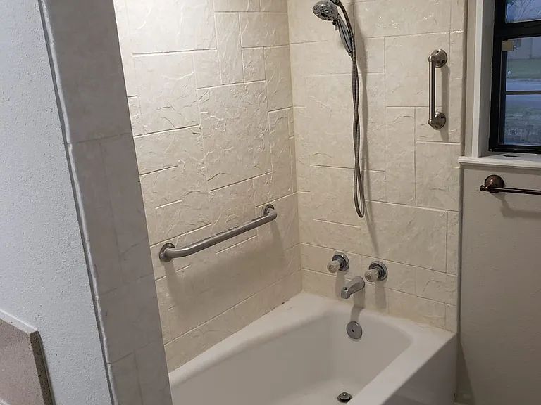 1421 Blanton Pl — Photo 9