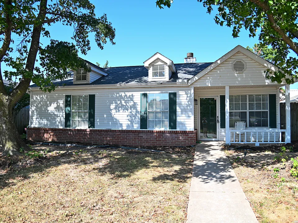 1602 Parkview Pl