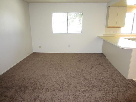 3rd image of 24969 Starr St APT C
