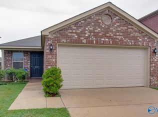 119 Darrow Creek Dr, Owens Cross Roads, AL 35763