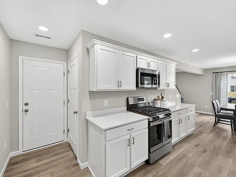 8824 Riverstone Ave NE — Photo 6