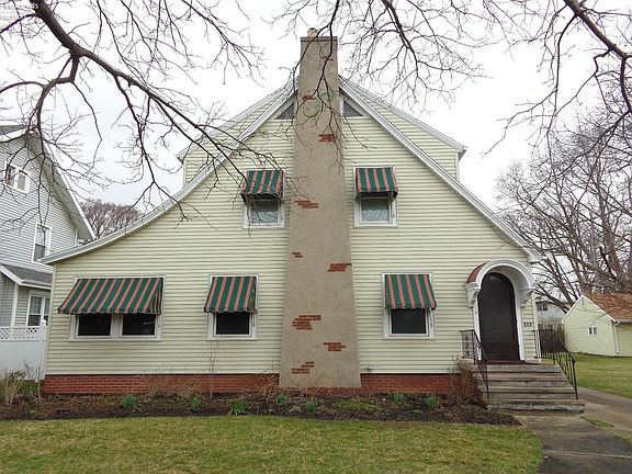 2nd image of 419 42nd St