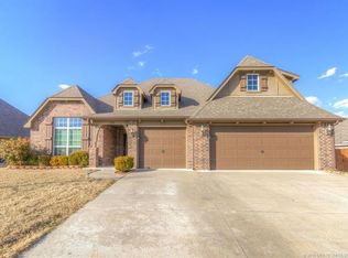 1921 E 133rd Ct S, Bixby, OK 74008