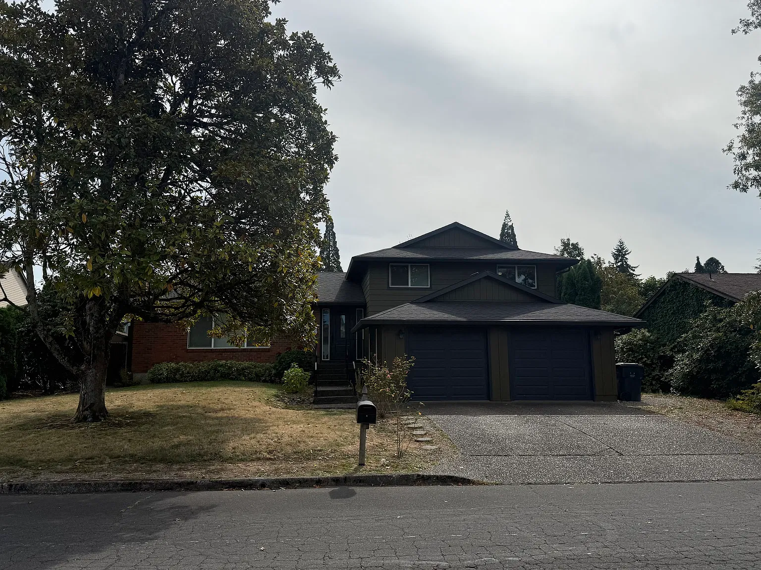 4 bed, 2194 sqft, $3,750 — Photo 4