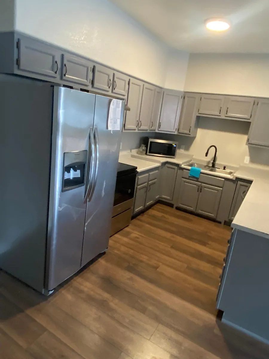 Building Photo - 1090 S Walden Way #104