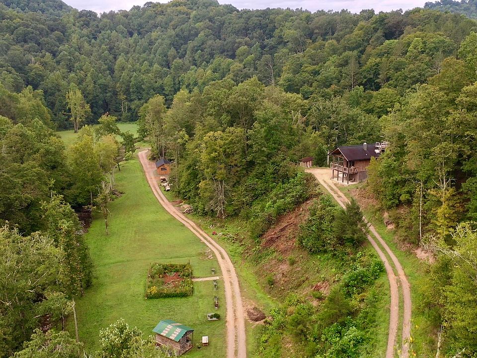 1st image of 404 Housewright Hollow Rd